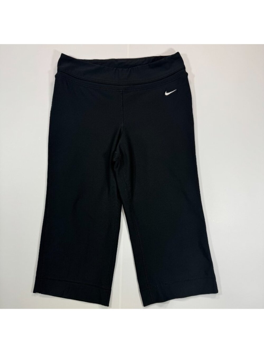 Nike Dry-FIT Legging Women S Black Capri Performance Workout Sports Athletic Gym